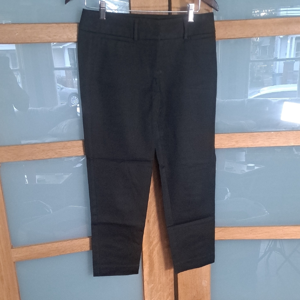 LOFT Womens Black Casual Pants Sz 2 Inseam 24